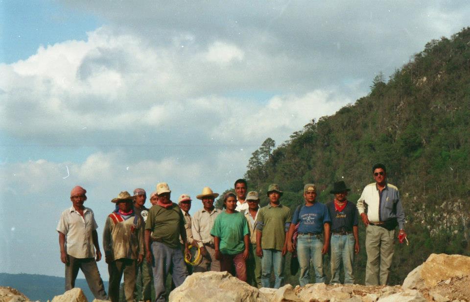 528914_351740001599751_1486368888_n